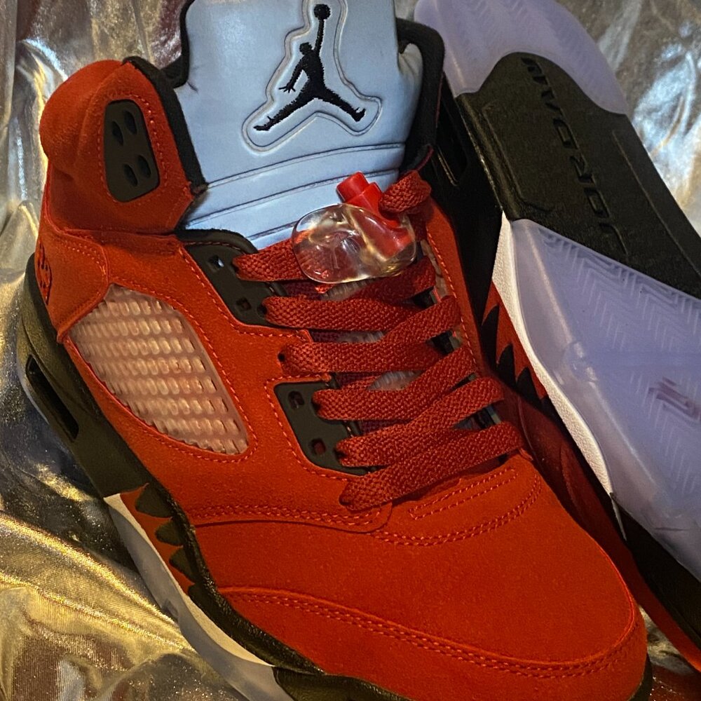 Air Jordan 5 - Picture 3 of 5